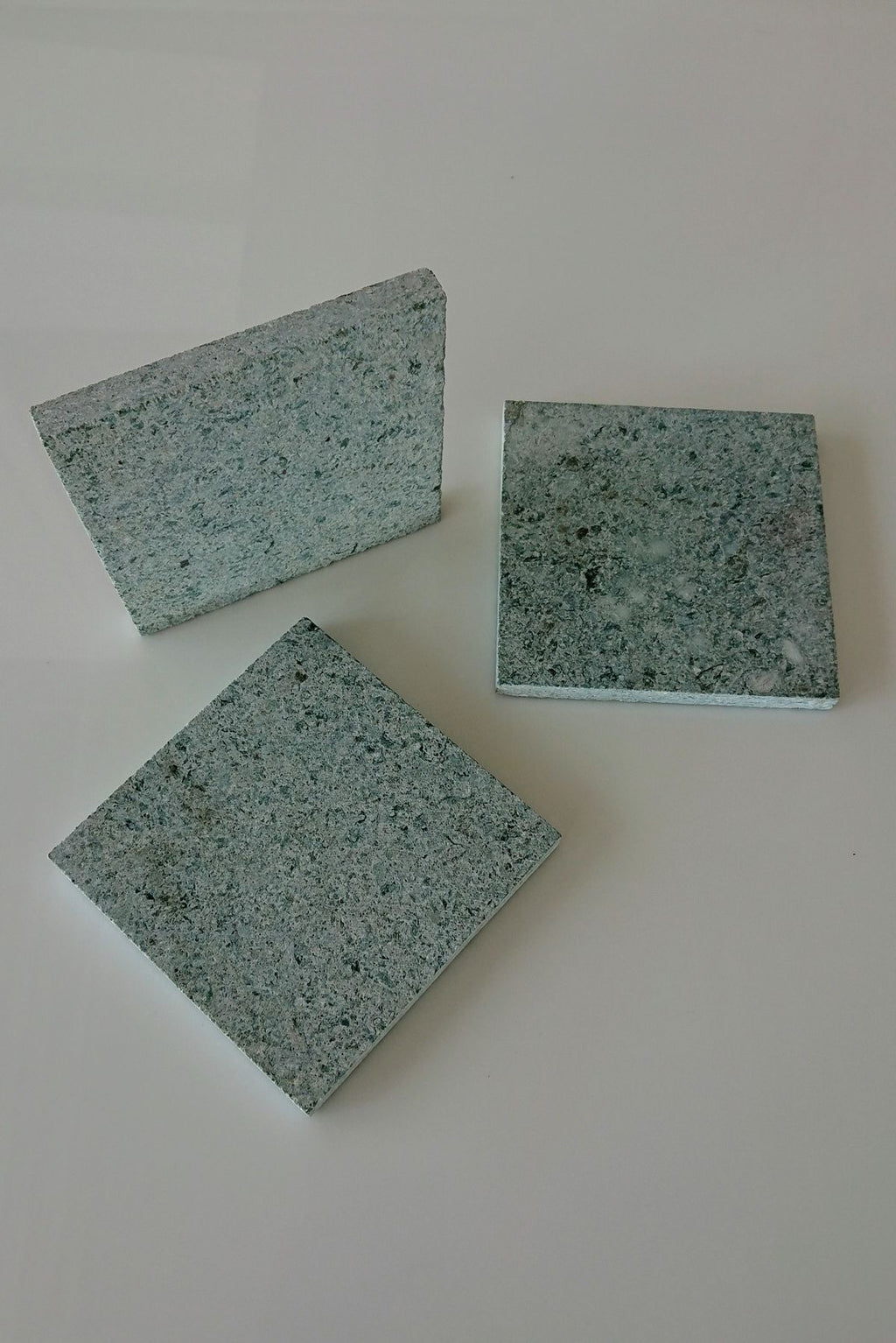 Bali Stone. Piedra sukubami