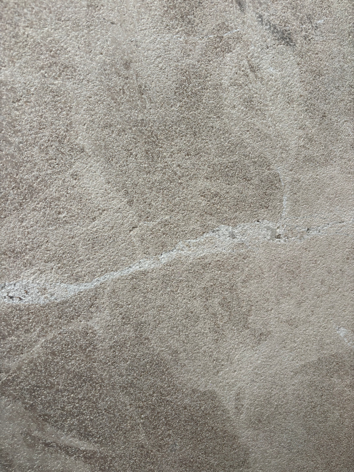 Mármol Vermont beige martelinado